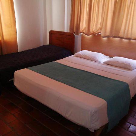 קאלי Hotel Del Oeste מראה חיצוני תמונה