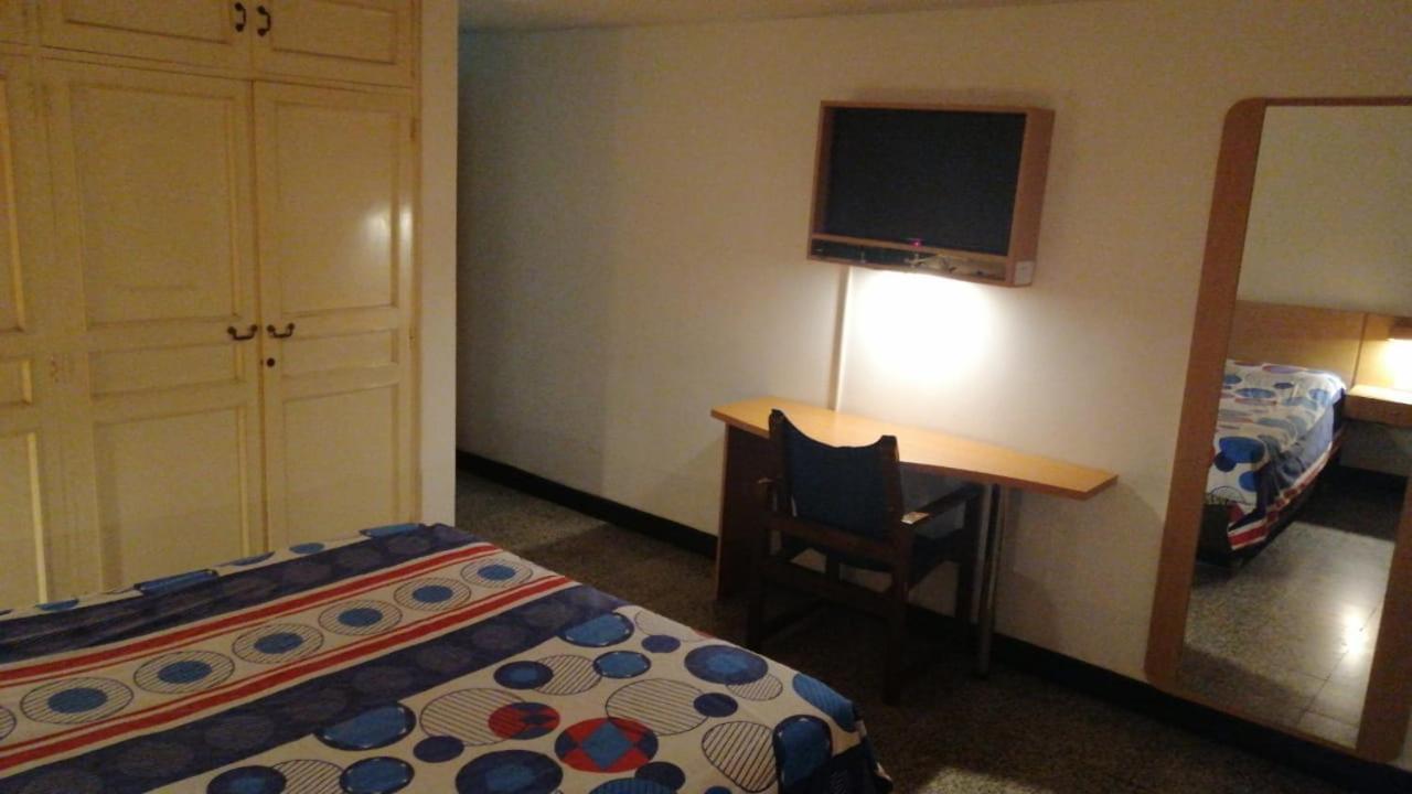קאלי Hotel Del Oeste מראה חיצוני תמונה